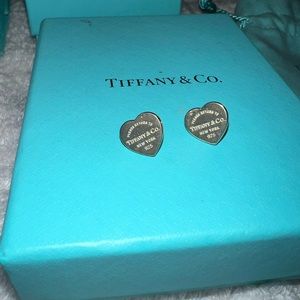 Tiffany & CO.